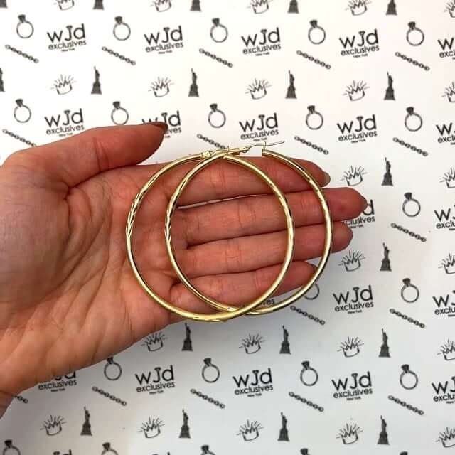 10K Yellow Gold 3mm Diamond-Cut Hoop Earrings 2.5"