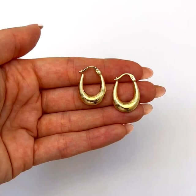 14K Yellow Gold Mesh Diamond - Cut Graduated Oval Hoop Earrings 22mm - WJD Exclusives