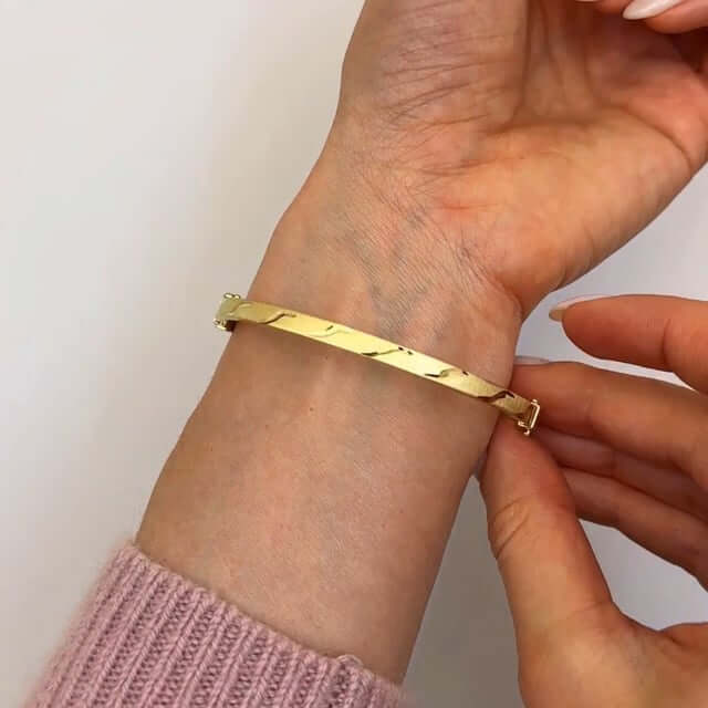 10K Yellow Gold 4mm Diamond - Cut Satin Bangle Bracelet (Hollow) 6.75" - WJD Exclusives