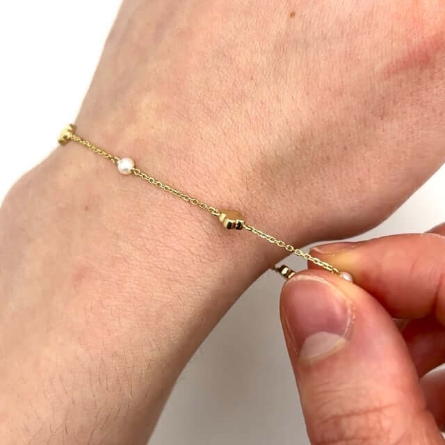14K Yellow Gold 1mm Cable Clover Leaf Pearl Bracelet (Solid Links) 6.5" - 7" Adjustable - WJD Exclusives