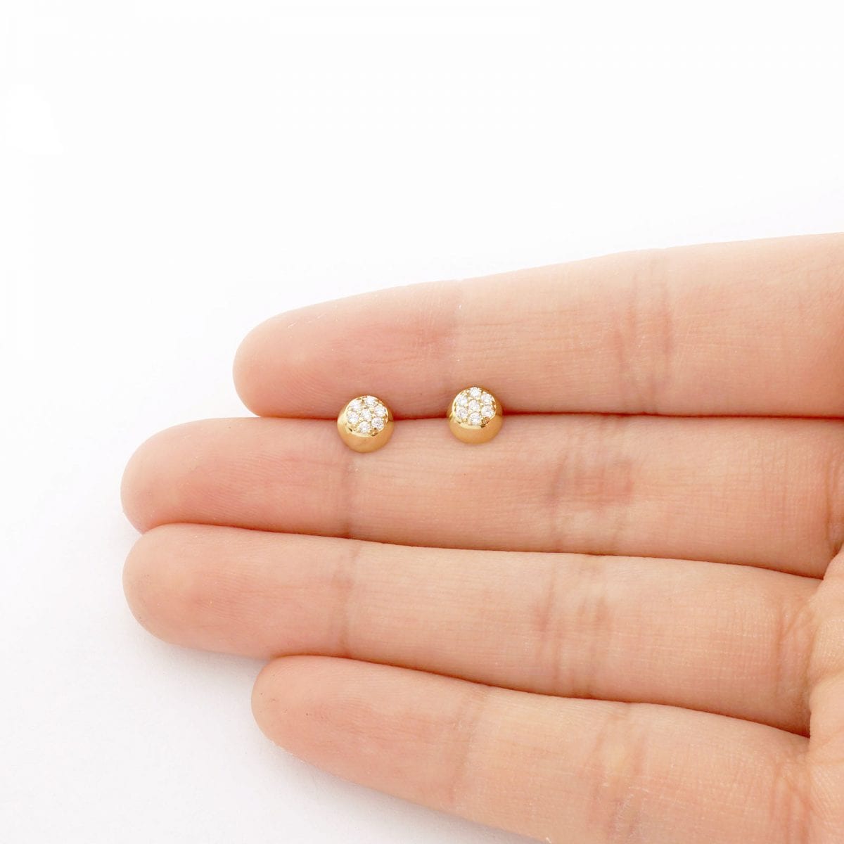 White Zircon Cluster Button Shaped 14k Yellow Gold Stud Screwback Earrings