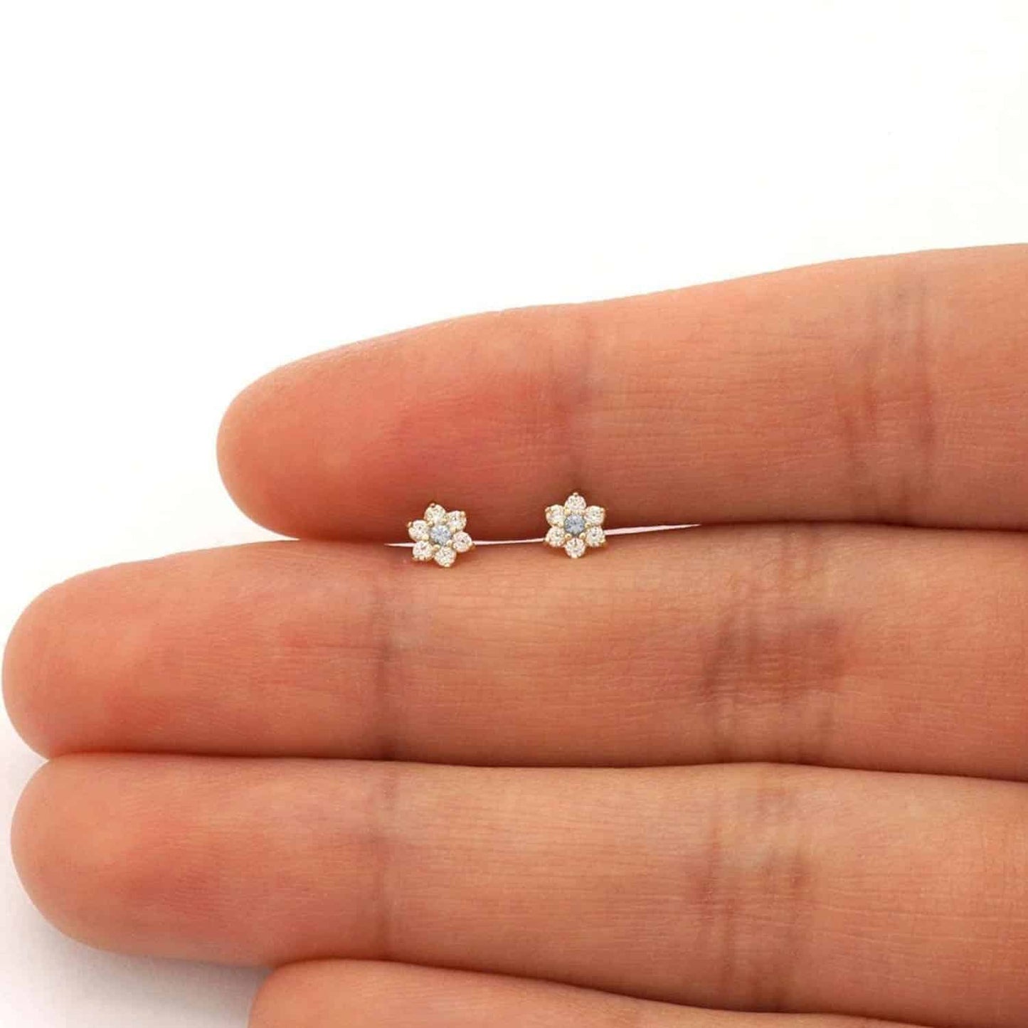 14k Gold CZ Aquamarine Flower Cluster Screwback Stud Earrings
