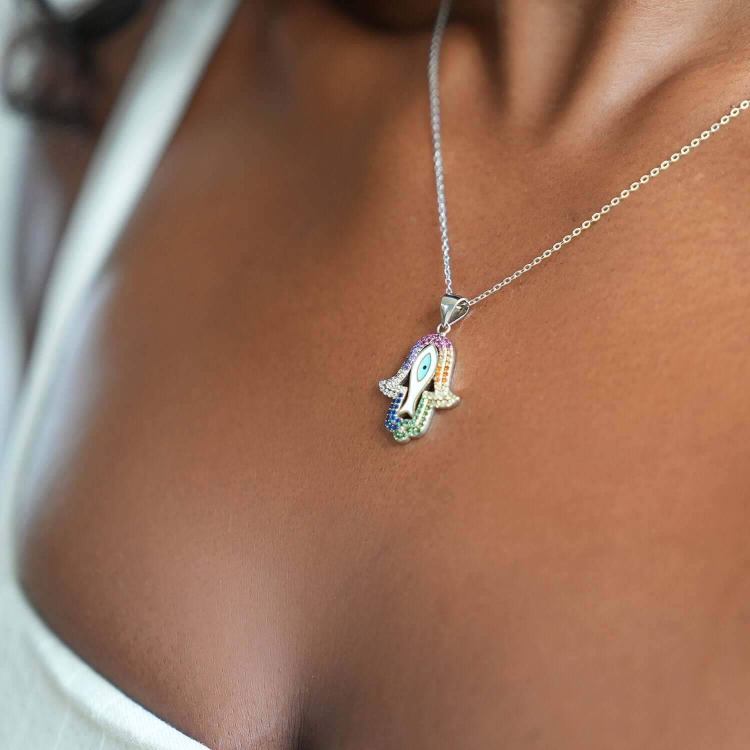 間のか楔　AMBIVALENCE Evil Eye Midi Diamond Half Pave Pendant | Suzanne Kalan®