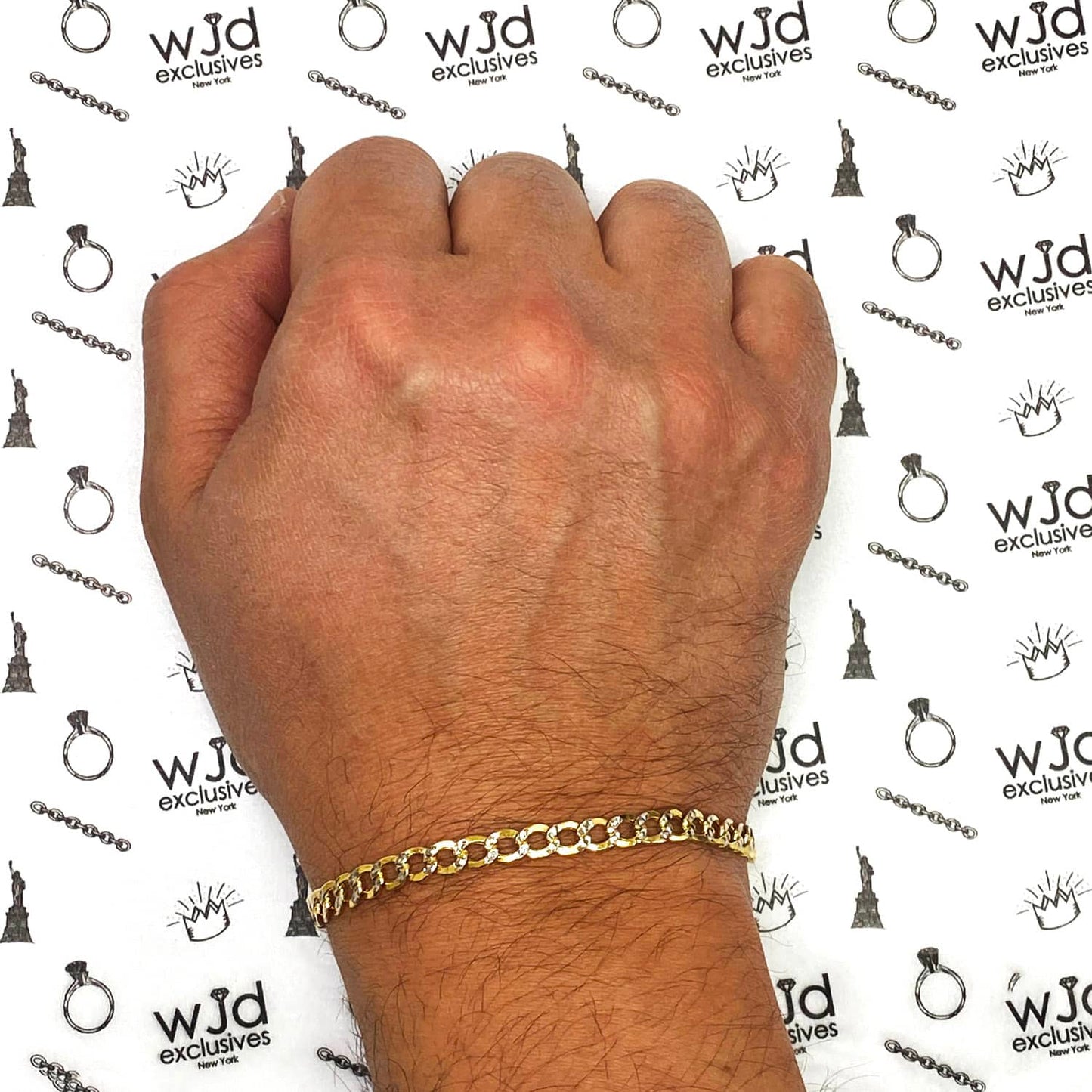 10K Gold Yellow Diamond-Cut 5mm, 6.5mm Hollow Cuban Bracelet 8"