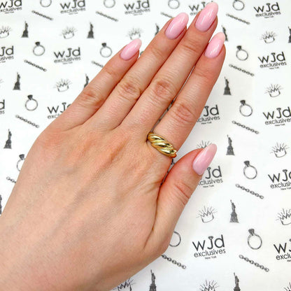 10K Real Gold Yellow 7mm Milgrain Croissant Dome Ring
