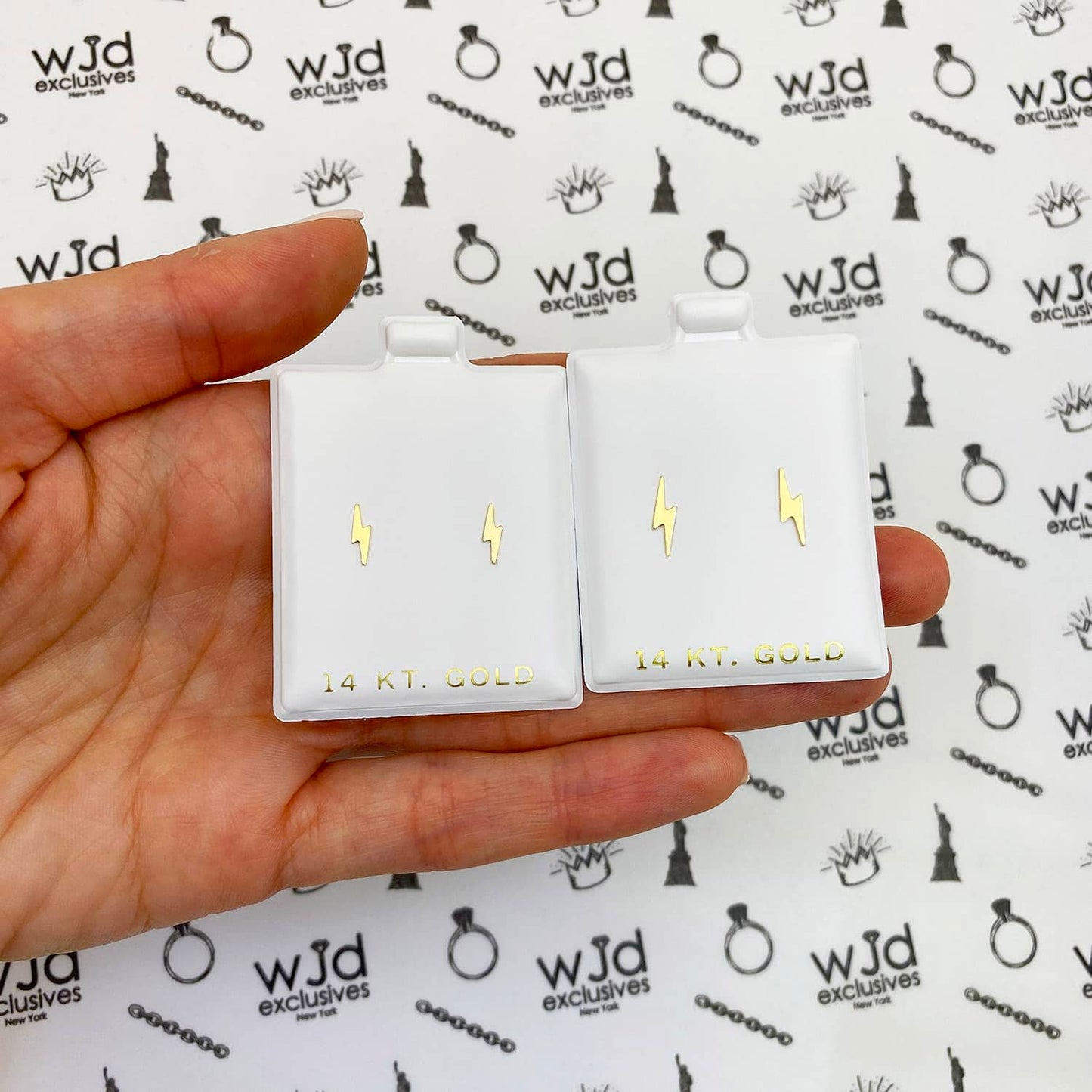 14K Gold Lightning Bolt Stud Earrings 0.3"-0.4"