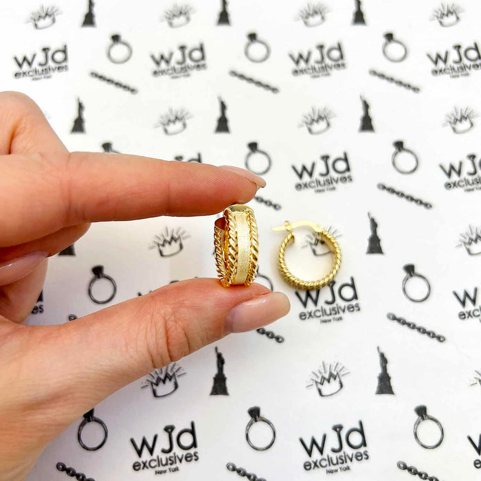 14K Yellow Gold Layered 7mm Twisted Rope Hoop Earrings 20mm