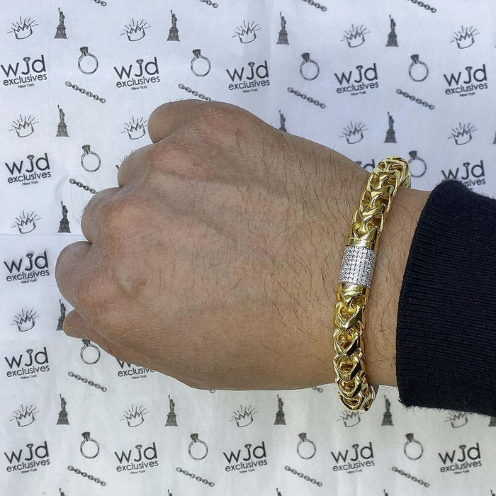 WJD Exclusives