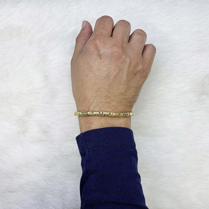 10K Yellow Gold 5.2mm Bullet Bracelet (Hollow) 9"