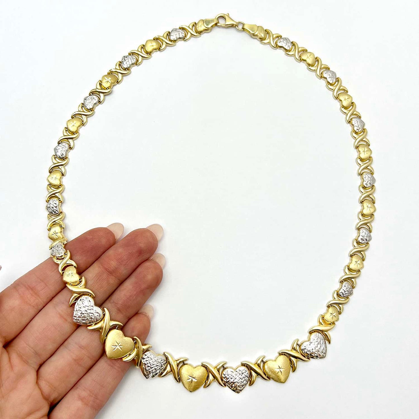 14K Yellow Gold Graduated Heart & Kisses Stampato XO Necklace 18.5"