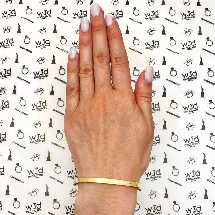 14K Yellow Gold 4mm Screw Pattern Bangle Bracelet (Hollow) 6.25"-7.5"