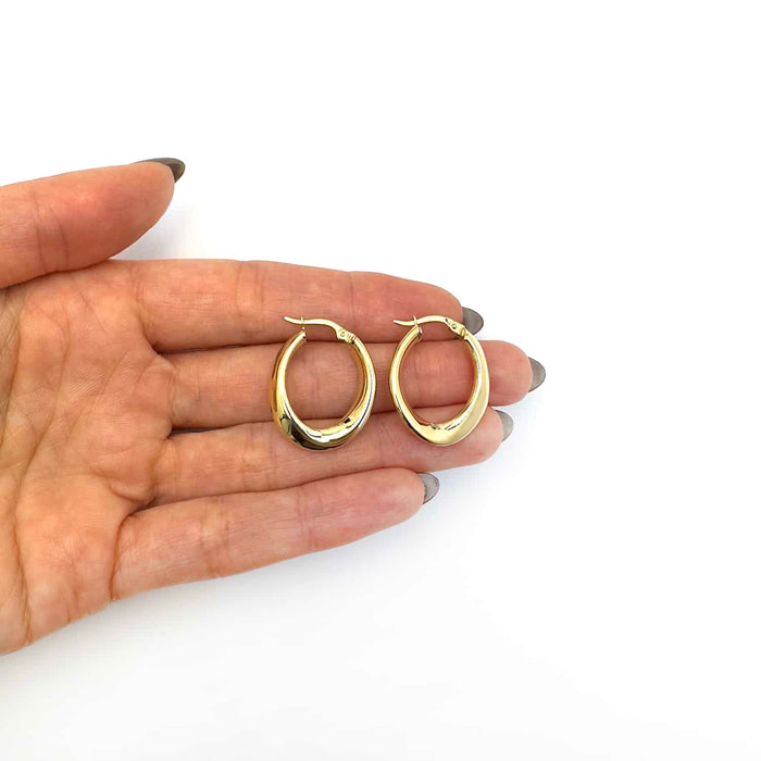 14K Yellow Gold White Graduated Oval Hoop Earrings 20mm - WJD Exclusives