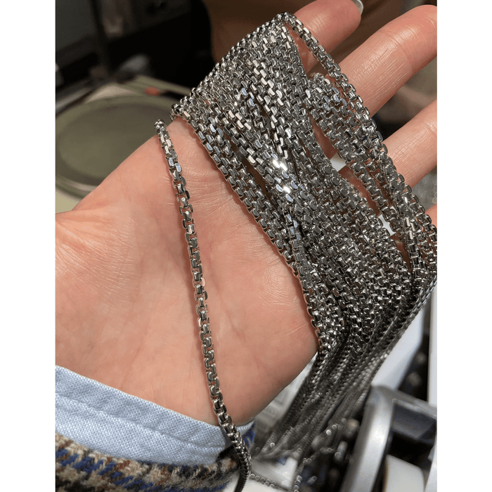 14K White Gold 3.5mm Round Box Chain (Solid Links) 18"-26"