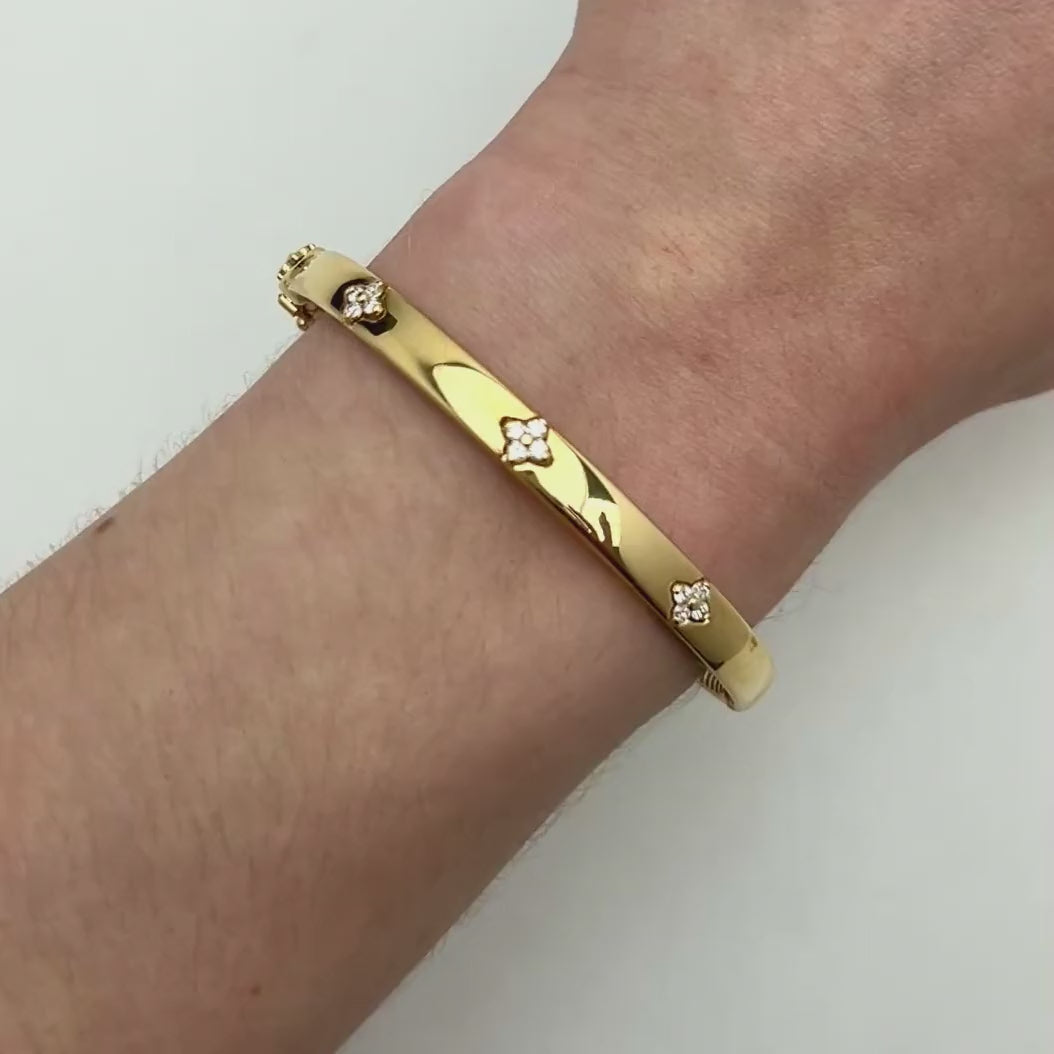 0.30CTW Natural Diamond 14K White Rose Gold Clover Trilogy Bangle Bracelet (Solid Links) 7" — product video