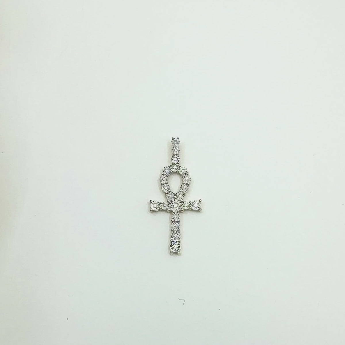 .20CTW Natural Diamond 14K Gold Ankh Cross Pendant — product video