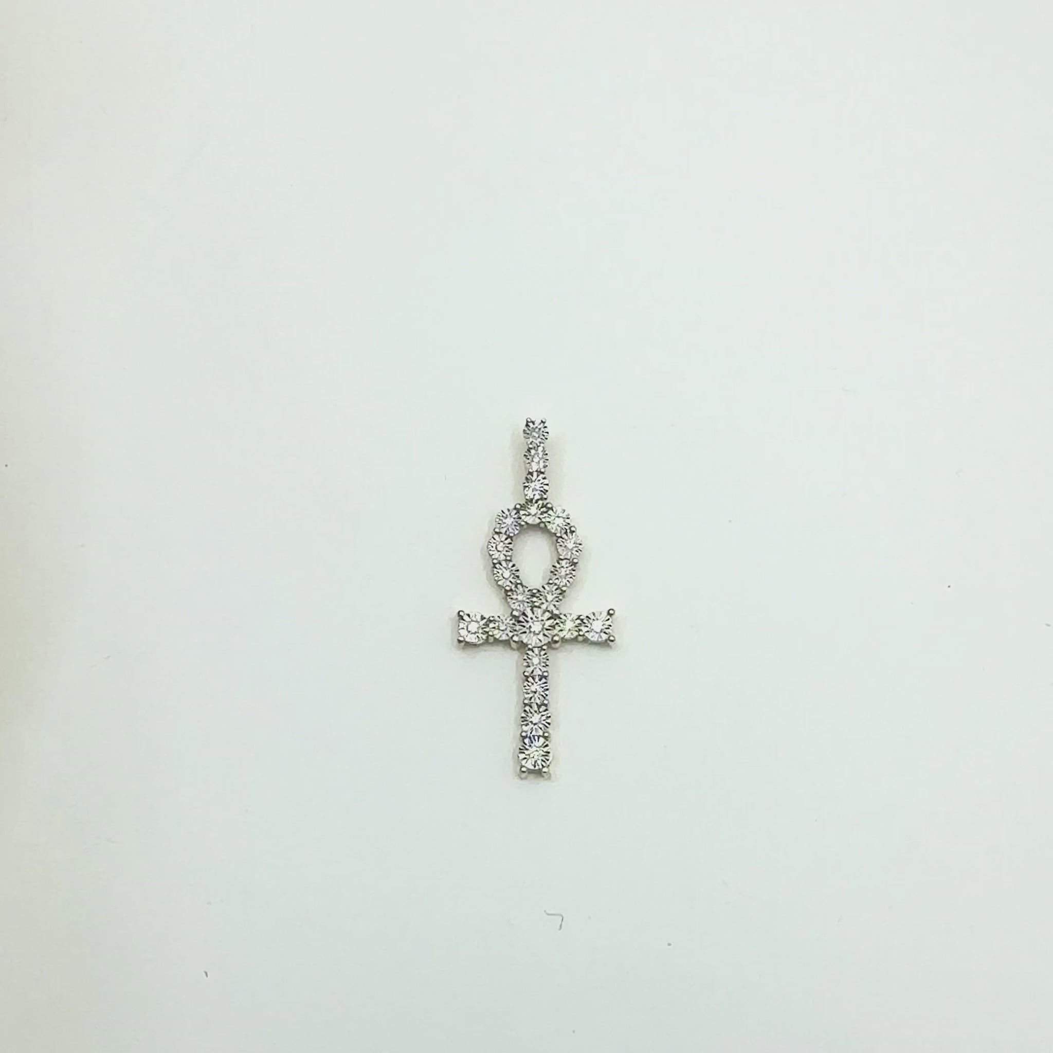 .20CTW Natural Diamond 14K Gold Ankh Cross Pendant — product video