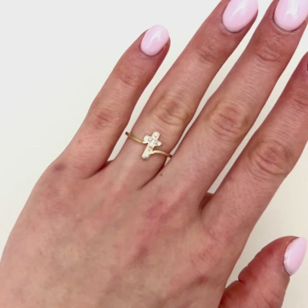 0.08CTW Natural Diamond 10K Yellow Gold Cross Ring — product video