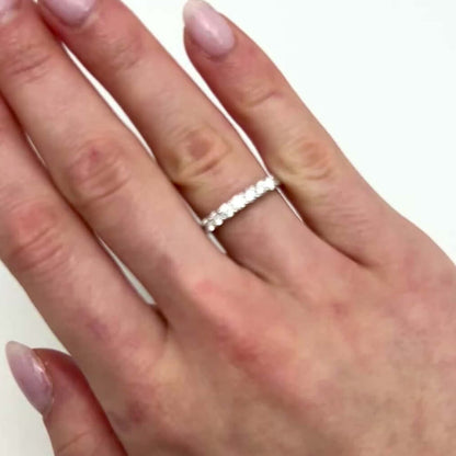 0.45CTW Lab-Grown Diamond 18K Gold White Wedding Band