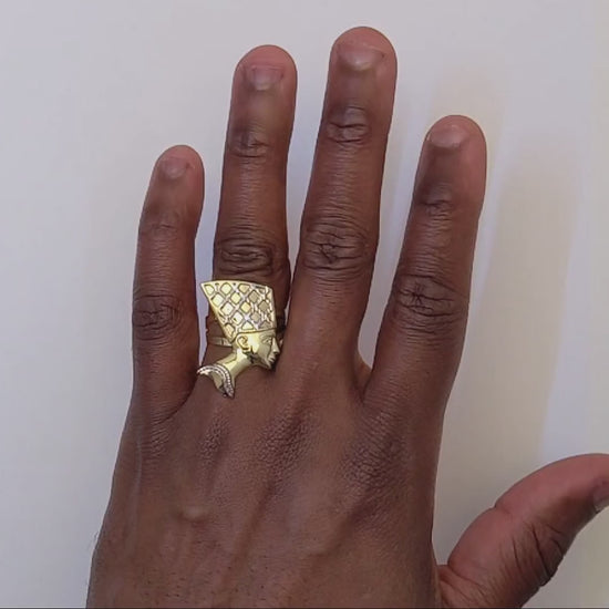 10K Gold Two-Tone Yellow White Nefertiti Ring — product video