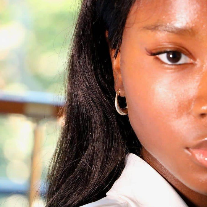 14K Yellow Gold Mesh Diamond - Cut Graduated Oval Hoop Earrings 22mm - WJD Exclusives